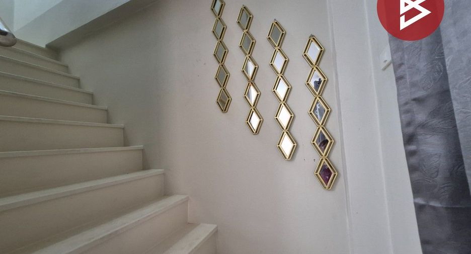 For sale 3 bedrooms townhouse in Thanyaburi, Pathum Thani