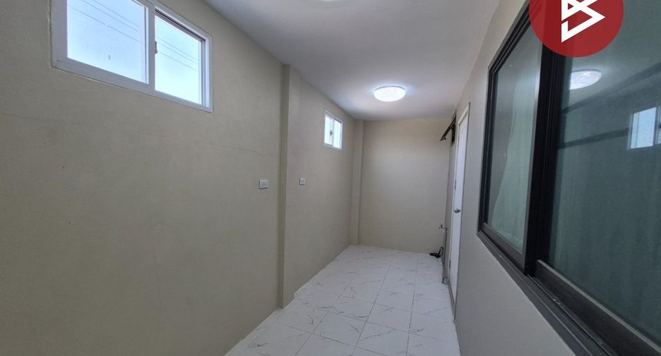 For sale 3 bedrooms townhouse in Thanyaburi, Pathum Thani