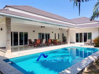 For sale 4 ベッドルーム villa in Cha Am, Phetchaburi