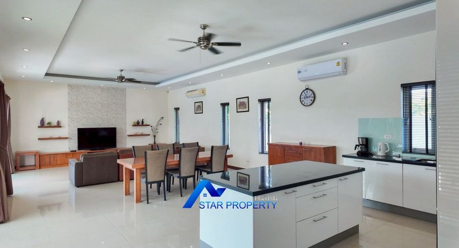 For sale 4 bedrooms villa in Cha Am, Phetchaburi