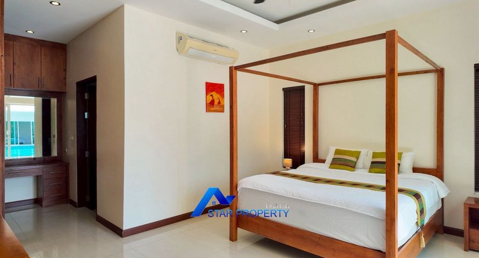 For sale 4 bedrooms villa in Cha Am, Phetchaburi