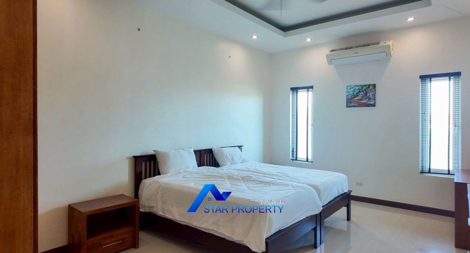 For sale 4 bedrooms villa in Cha Am, Phetchaburi
