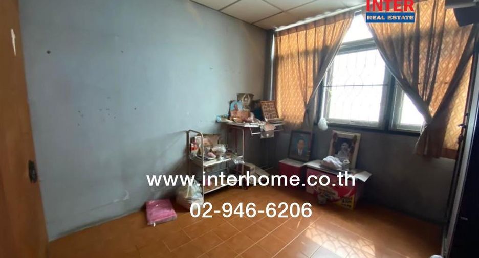 For sale 4 bedrooms retail Space in Bang Khen, Bangkok