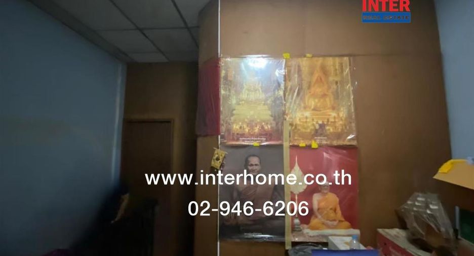 For sale 4 bedrooms retail Space in Bang Khen, Bangkok