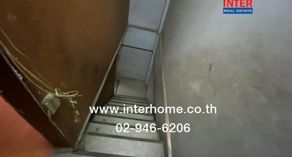 For sale 4 bedrooms retail Space in Bang Khen, Bangkok