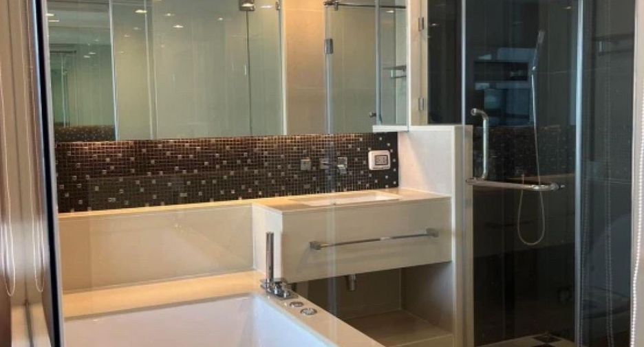 For rent and for sale 1 bed condo in Sathon, Bangkok