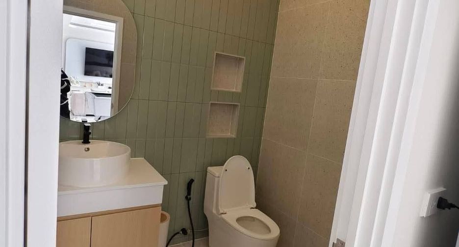 For sale 5 bedrooms villa in Sattahip, Chonburi