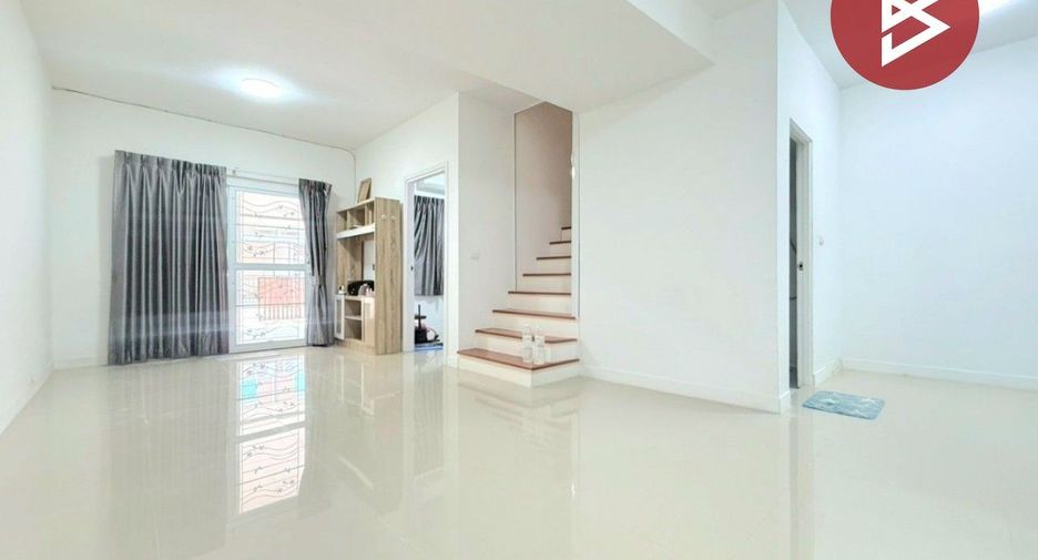 For sale 4 bedrooms townhouse in Thanyaburi, Pathum Thani