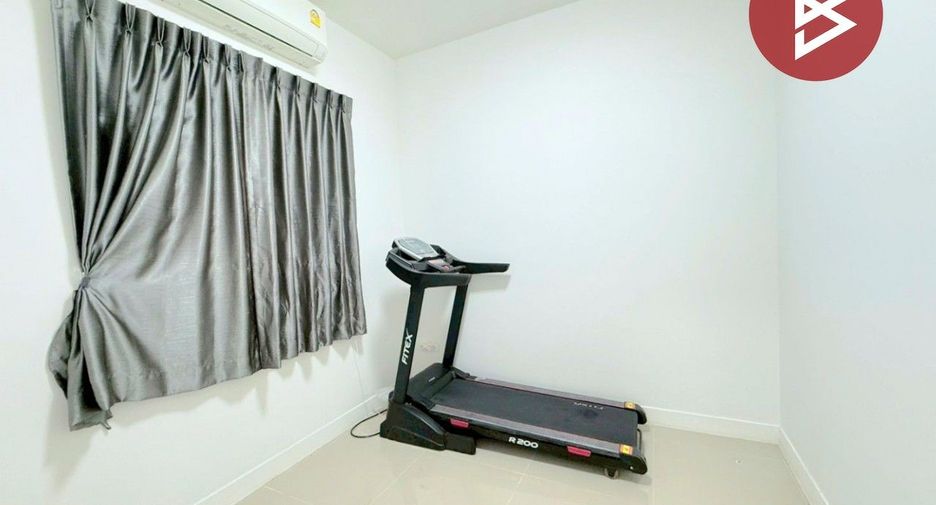 For sale 4 bedrooms townhouse in Thanyaburi, Pathum Thani