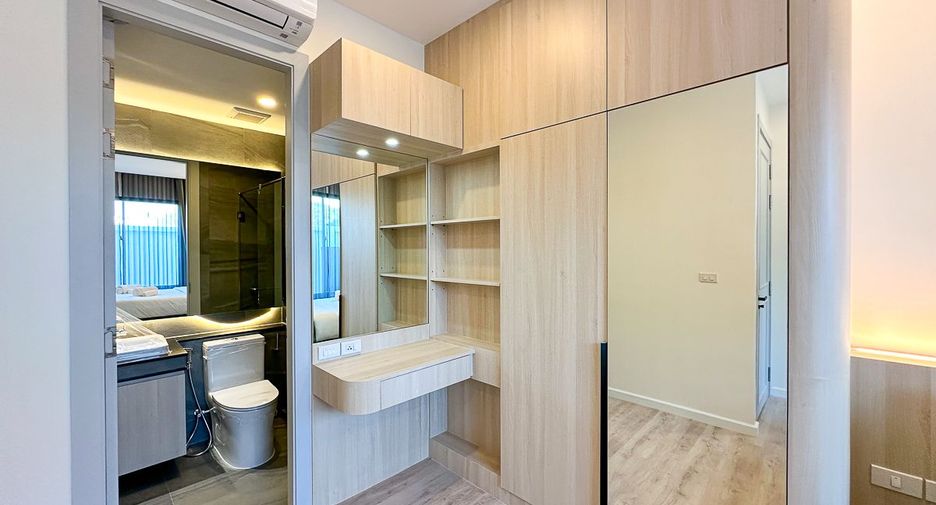 For sale 4 bedrooms house in Mueang Chiang Mai, Chiang Mai