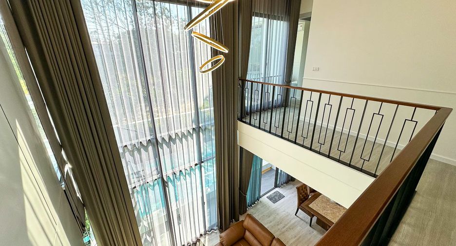 For sale 4 bedrooms house in Mueang Chiang Mai, Chiang Mai