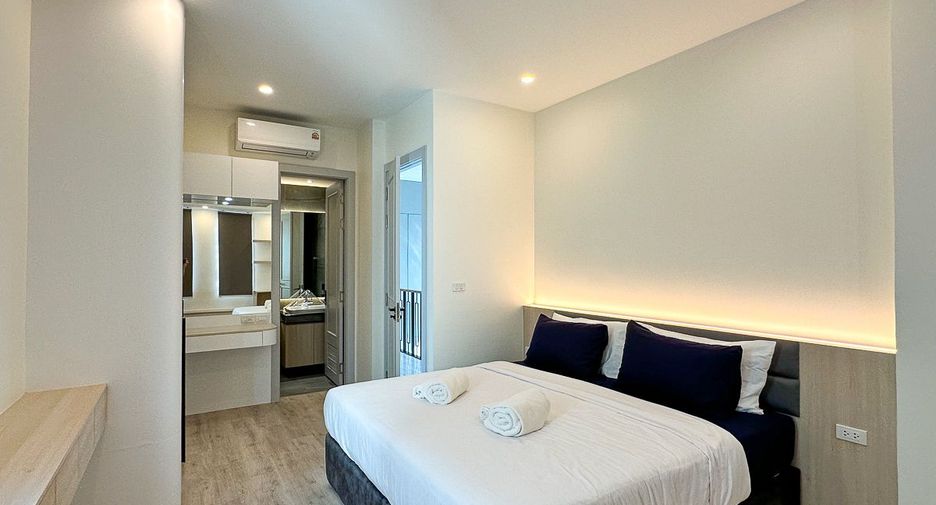 For sale 4 bedrooms house in Mueang Chiang Mai, Chiang Mai