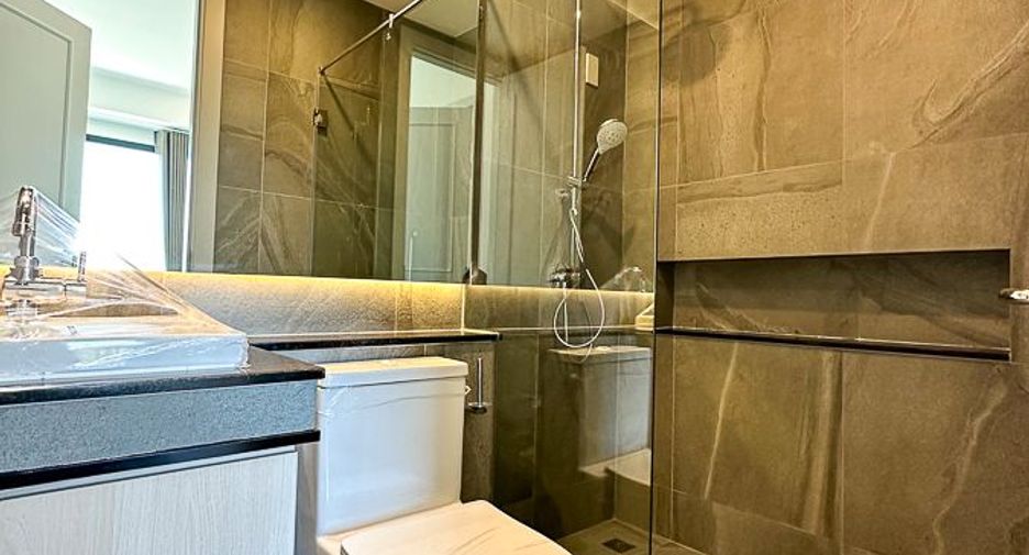 For sale 4 bedrooms house in Mueang Chiang Mai, Chiang Mai