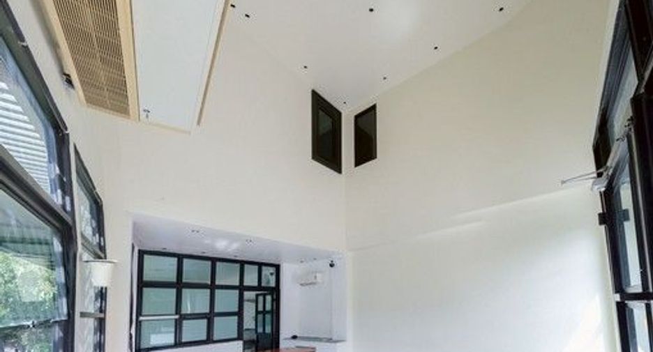 For rent 1 bed retail Space in Suan Luang, Bangkok