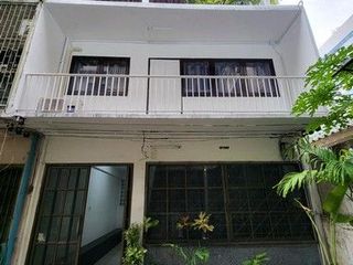 出租 1 卧室 商业空间 在 Bang Rak, 曼谷