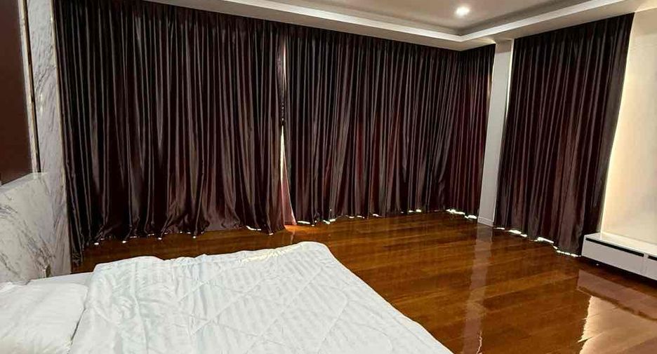 For rent and for sale 6 bedrooms villa in Bang Lamung, Chonburi