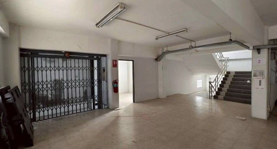 For rent 1 bed office in Lat Krabang, Bangkok