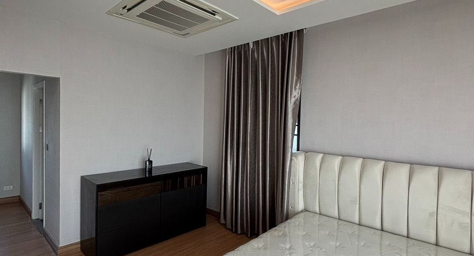 For rent 4 bedrooms house in Prawet, Bangkok