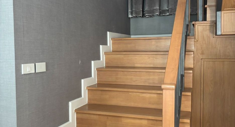 For rent 4 bedrooms house in Prawet, Bangkok