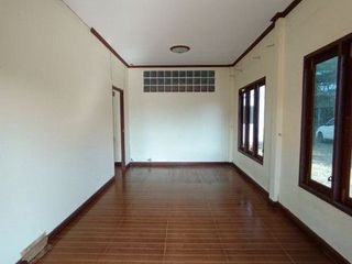 出售 土地 在 Khiri Rat Nikhom, 素叻