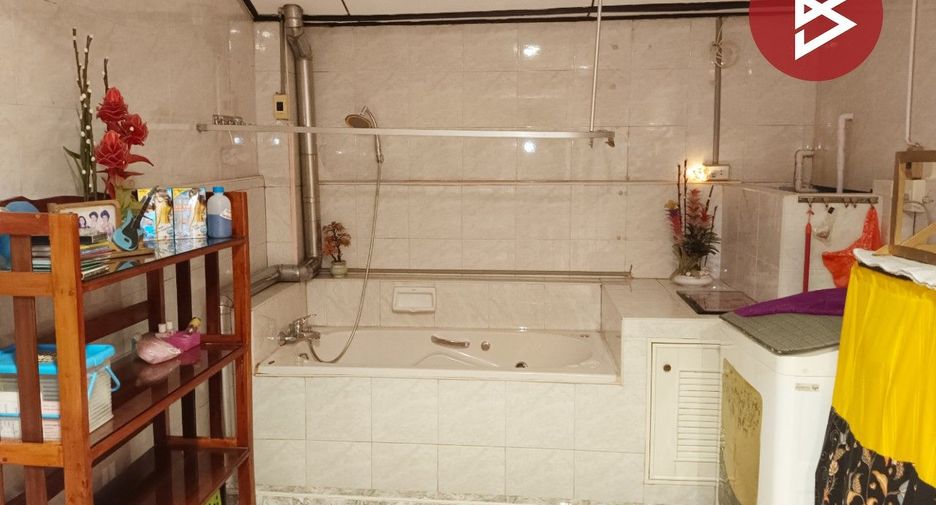 For sale 2 bedrooms townhouse in Mueang Trat, Trat