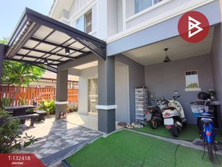 Casa adosada en venta de 3 habitaciones en Mueang Samut Prakan, Samut Prakan