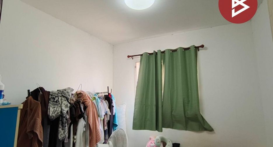For sale 3 bedrooms townhouse in Mueang Samut Prakan, Samut Prakan