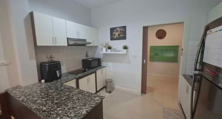 For rent 3 bedrooms house in Huay Yai, Pattaya