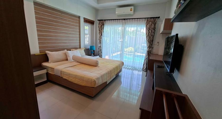 For rent 3 bedrooms house in Huay Yai, Pattaya