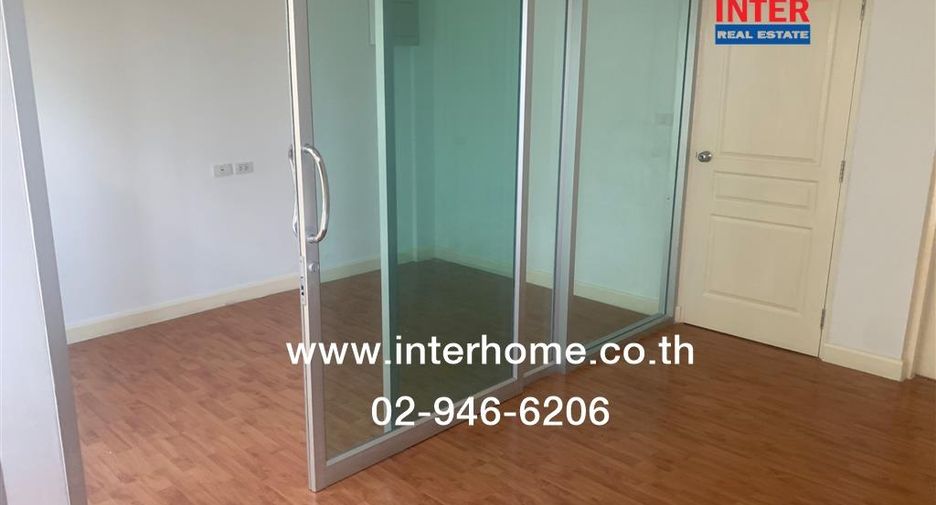 For rent and for sale 7 bedrooms retail Space in Khan Na Yao, Bangkok
