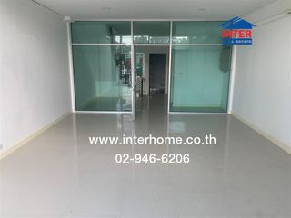 ให้เช่า และ ขาย 7 ห้องนอน พื้นที่ค้าปลีก ใน คันนายาว, กรุงเทพฯ