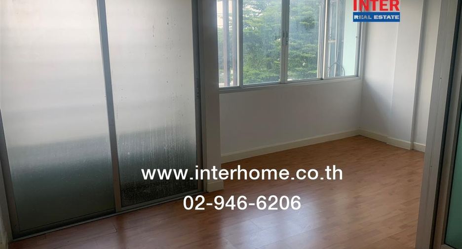 For rent and for sale 7 bedrooms retail Space in Khan Na Yao, Bangkok