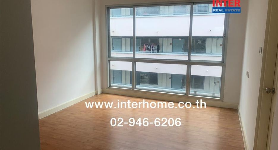 For rent and for sale 7 bedrooms retail Space in Khan Na Yao, Bangkok