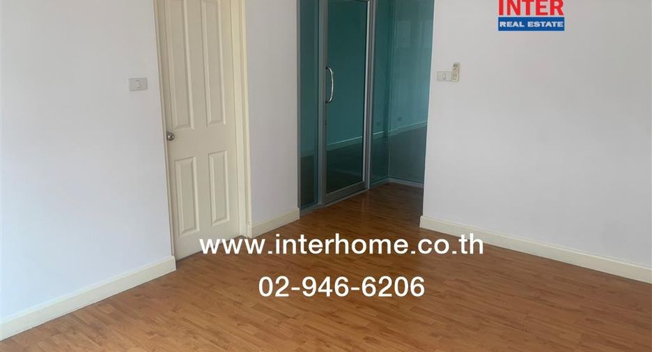 For rent and for sale 7 bedrooms retail Space in Khan Na Yao, Bangkok