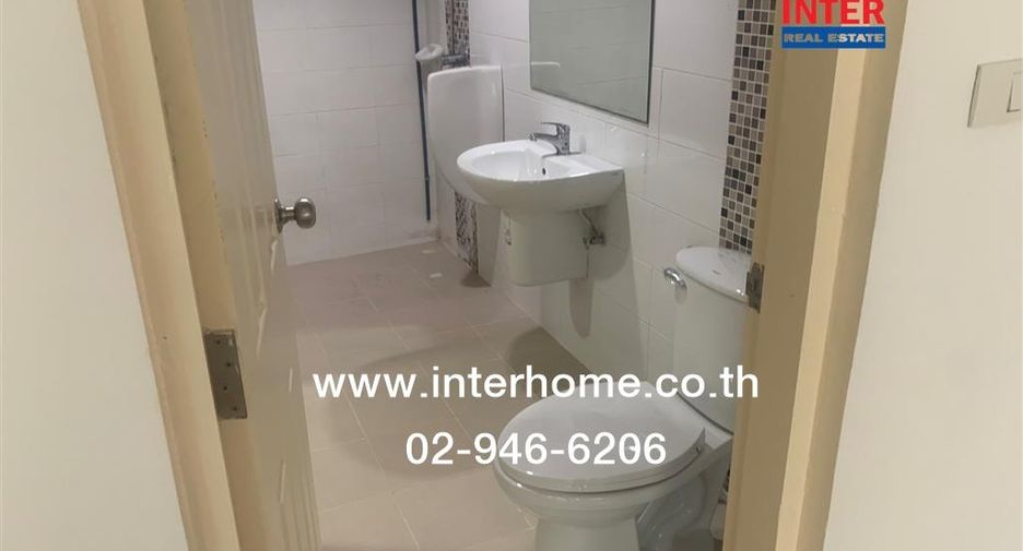 For rent and for sale 7 bedrooms retail Space in Khan Na Yao, Bangkok