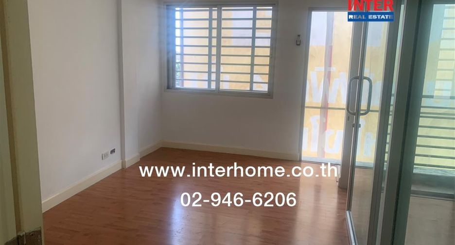 For rent and for sale 7 bedrooms retail Space in Khan Na Yao, Bangkok