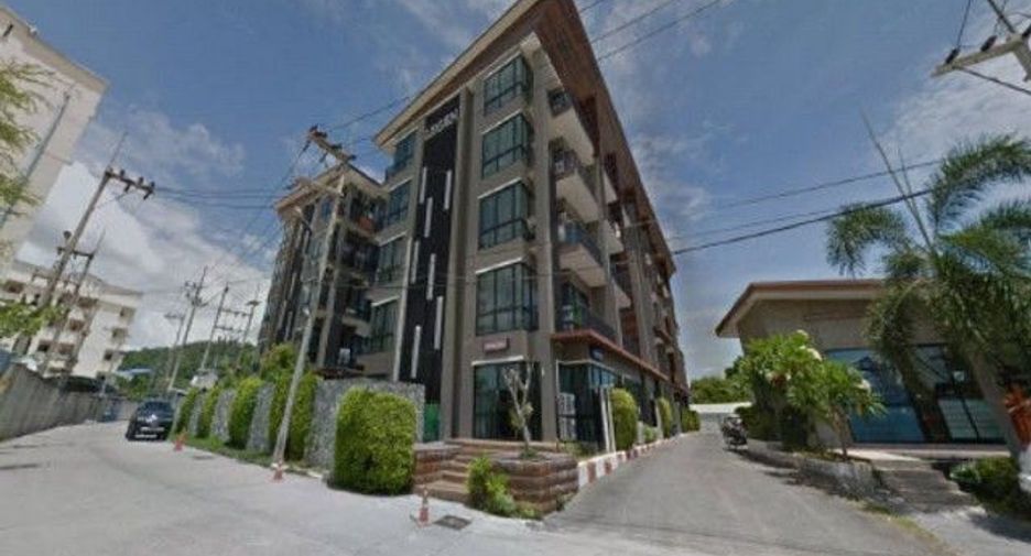 For sale 1 bed condo in Ban Bueng, Chonburi
