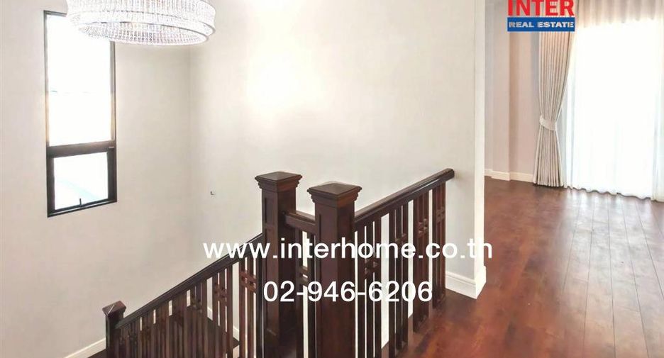 À vendre 4 chambres maison à Bang Khun Thian, Bangkok
