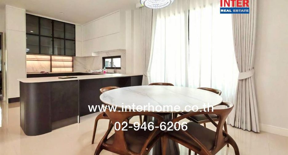 À vendre 4 chambres maison à Bang Khun Thian, Bangkok