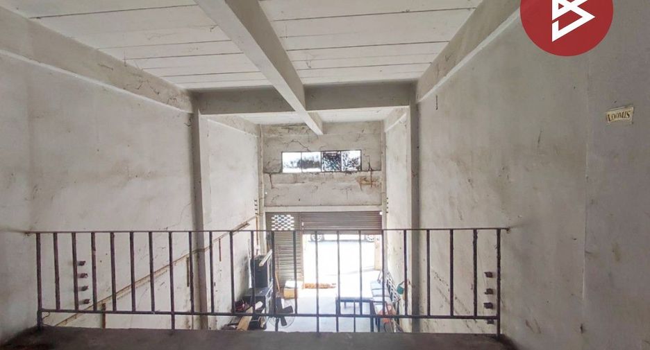 For sale 4 bedrooms retail Space in Bang Bon, Bangkok