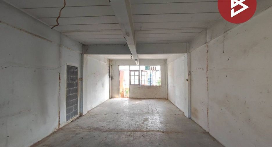For sale 4 bedrooms retail Space in Bang Bon, Bangkok