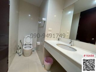For rent 2 bedrooms house in Huai Khwang, Bangkok
