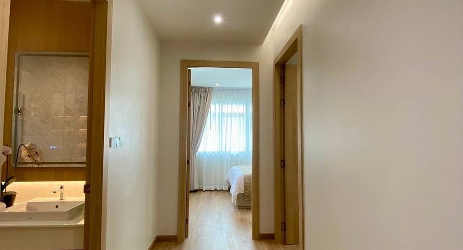 For sale 4 bedrooms house in Bang Lamung, Chonburi