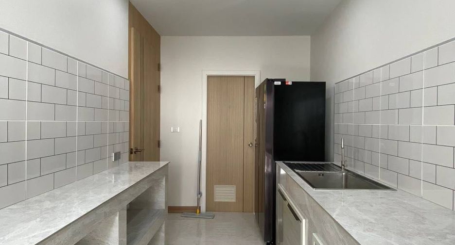 For sale 4 bedrooms house in Bang Lamung, Chonburi