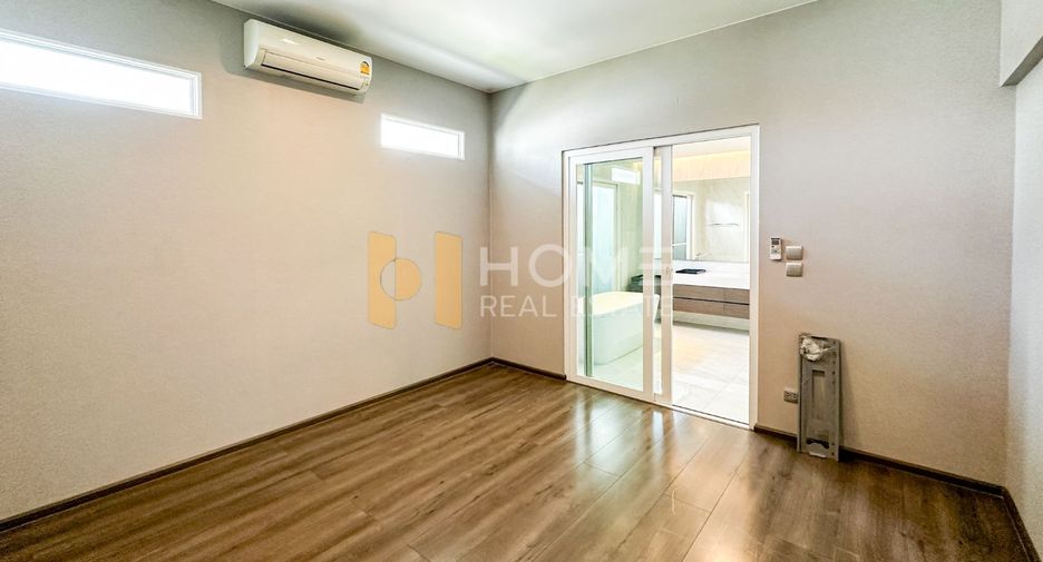 For sale 4 bedrooms house in Bang Phli, Samut Prakan