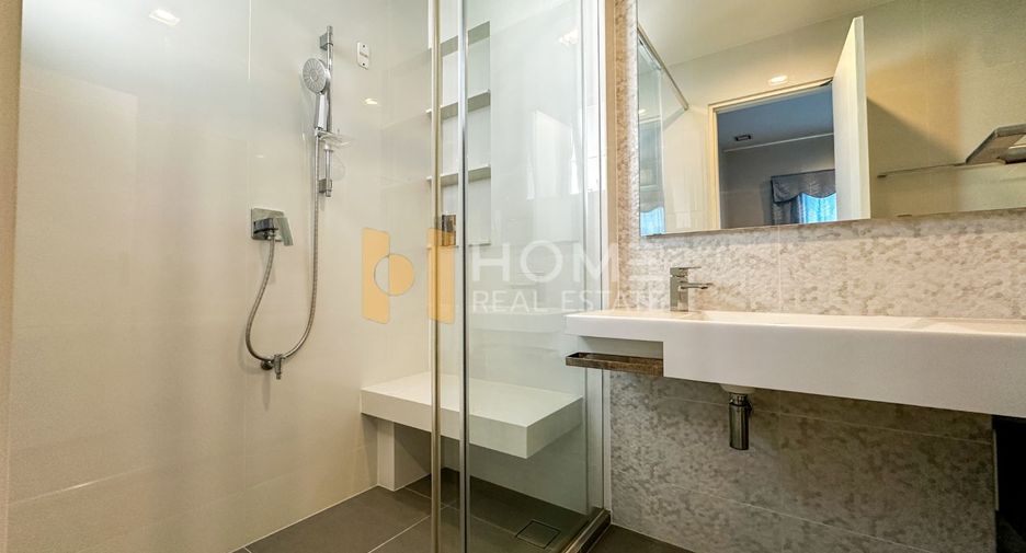 For sale 4 bedrooms house in Bang Phli, Samut Prakan