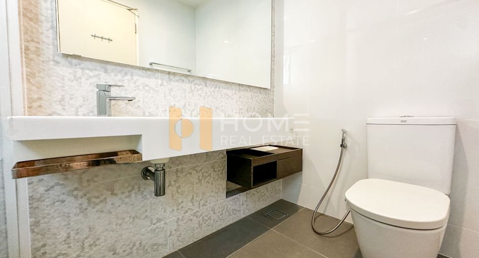 For sale 4 bedrooms house in Bang Phli, Samut Prakan