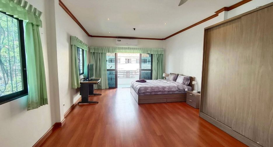 For rent 4 bedrooms house in Bang Lamung, Chonburi