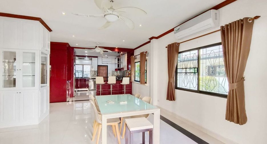 For rent 4 bedrooms house in Bang Lamung, Chonburi