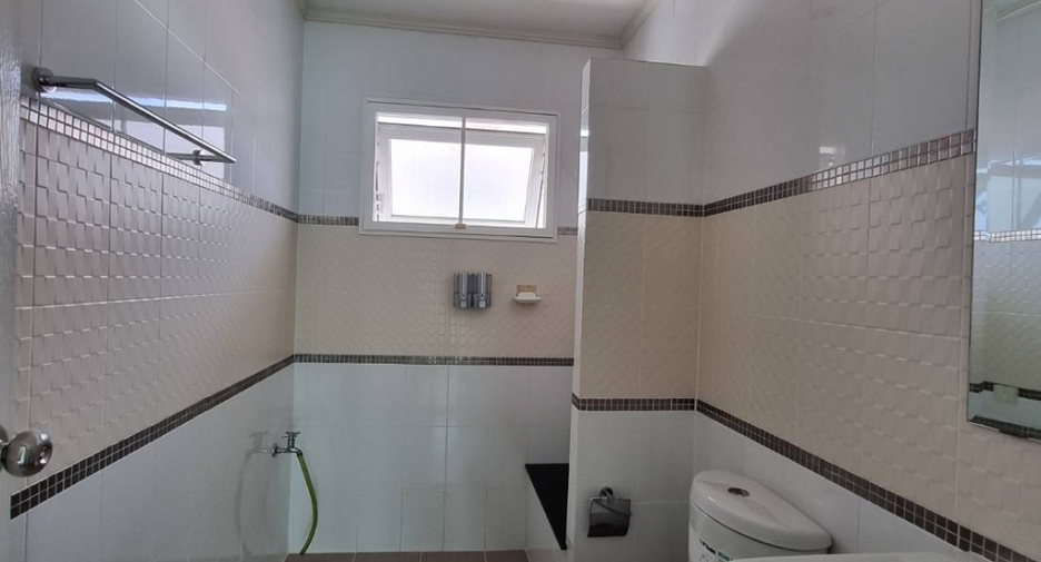 À vendre 4 chambres maison à San Kamphaeng, Chiang Mai